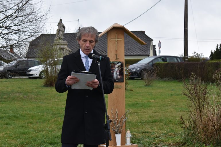 Odprtje in blagoslov Porabske križeve poti, 25. marec 2023 (foto: Silva Eöry; vir: Fb Državna slovenska samouprava)